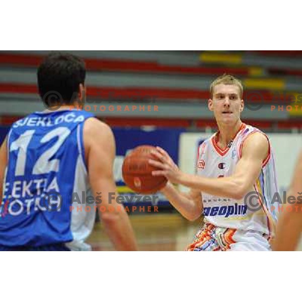 Dragic at basketball match Geoplin Slovan - Elektra , played at Kodeljevo , Ljubljana , 11.10.2008 
