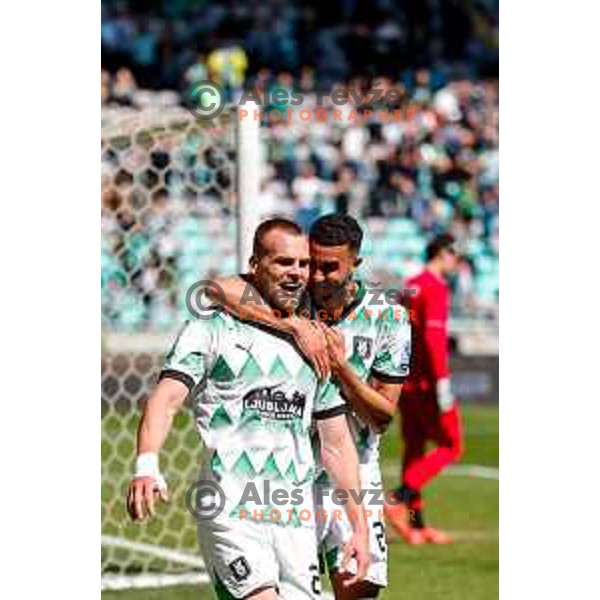 Alex Tamm and players of Olimpija celebrate a goal during Prva liga Telemach 2024/2025 football match between Olimpija and Kalcer Radomlje in Ljubljana, Slovenia on May 17, 2025