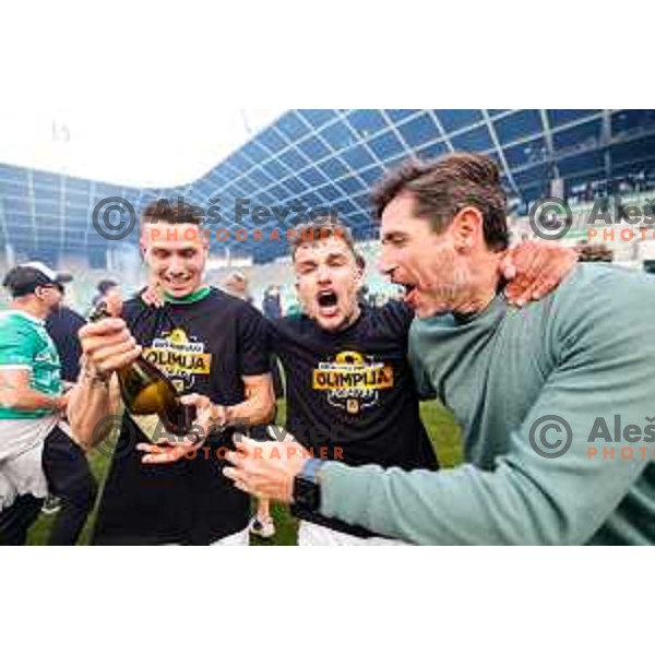 Victor Sanchez, head coach of Olimpija celebrate Slovenian National Title with players and fans after Prva liga Telemach 2024/2025 football match between Olimpija and Kalcer Radomlje in Ljubljana, Slovenia on May 17, 2025