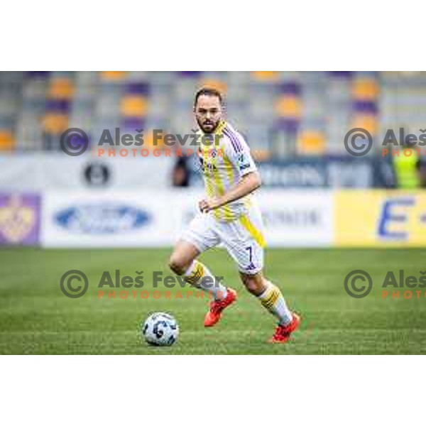 Gyorgy Komaromi in action during Prva liga Telemach football match between Maribor and Nafta 1903 in Ljudski vrt, Maribor, Slovenia on May 25, 2025. Photo: Jure Banfi