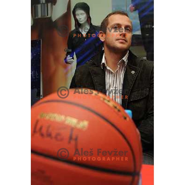 Jure Kosir at the presentation and press conference of the Marko Milic basketball ball , Intersport , Mercator Center Siska, 17.10.2008 