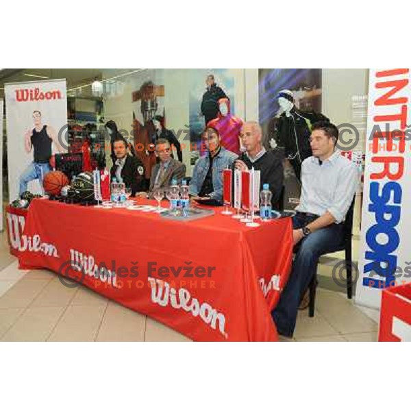 Press conference at the presentation and press conference of the Marko Milic basketball ball , Intersport , Mercator Center Siska, 17.10.2008 