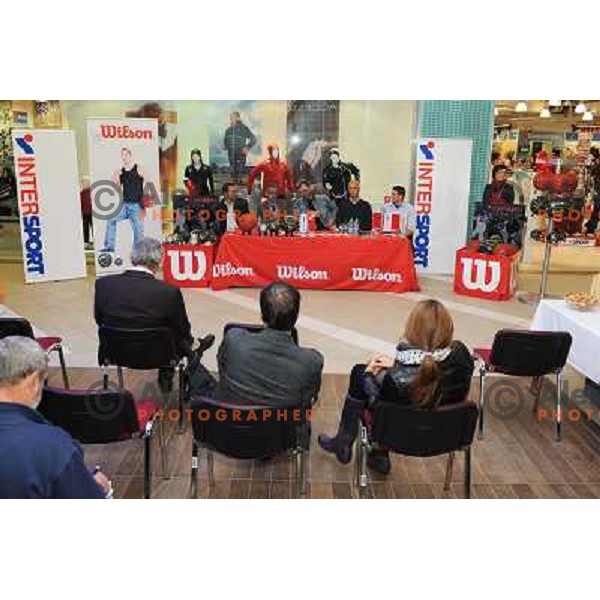 Press conference at the presentation and press conference of the Marko Milic basketball ball , Intersport , Mercator Center Siska, 17.10.2008 