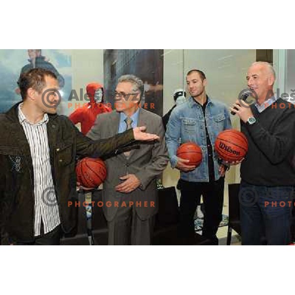 Press conference at the presentation and press conference of the Marko Milic basketball ball , Intersport , Mercator Center Siska, 17.10.2008 