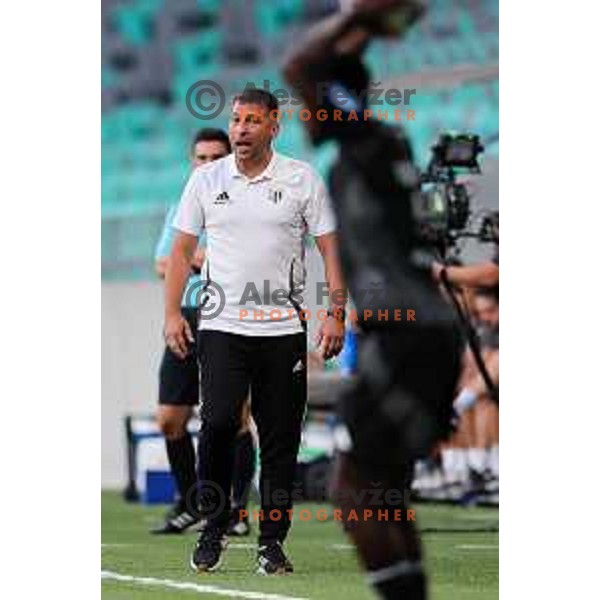 Head coach of Mura, Ivan Kurtusic in action during Prva liga Telemach 2025/2026 football match between Olimpija and Mura in SRC Stozice, Ljubljana, Slovenia on July 19, 2025. Photo: Filip Barbalic