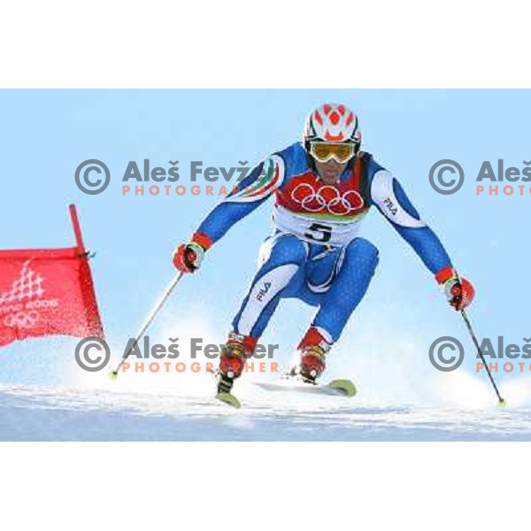 Max Blardone (ITA) skiing at 2006 Torino Winter Olympic games men\'s Giant Slalom in Sestriere on February 20, 2006