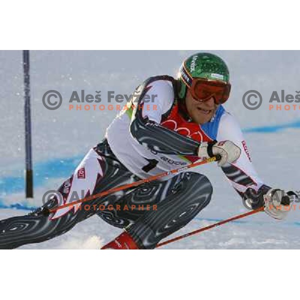 Kalle Palander (FIN) skiing at 2006 Torino Winter Olympic games men\'s Giant Slalom in Sestriere on February 20, 2006