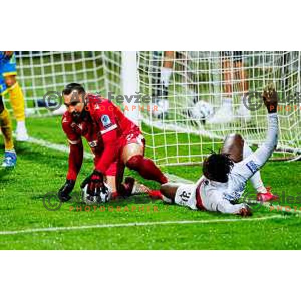 Ishaq Rafiu and Metod Jurhar in action during Prva liga Telemach 2025/2026 football match between Koper and Primorje at Bonifika Stadium in Koper, Slovenia on July 28, 2025