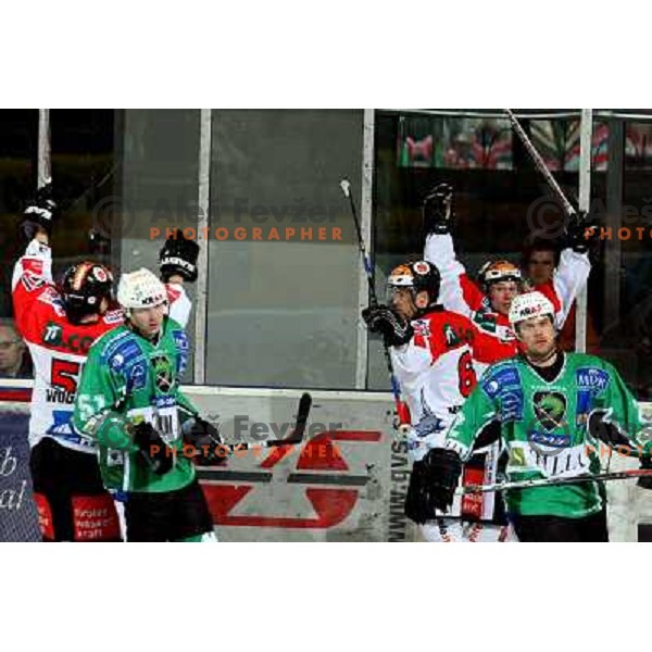 Second goal for Innsbruck at ice-hockey game Tilia Olimpija-TWK Innsbruck in EBEL league, played in Hala Tivoli, Ljubljana, Slovenia 24.10.2008. 