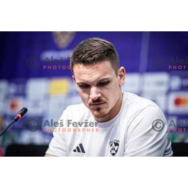 Azbe Jug at the press conference after UEFA Conference League 2025/26 qualifier football match between NK Maribor and Paksi FC in Ljudski vrt, Maribor, Slovenia on July 31, 2025. Photo: Jure Banfi