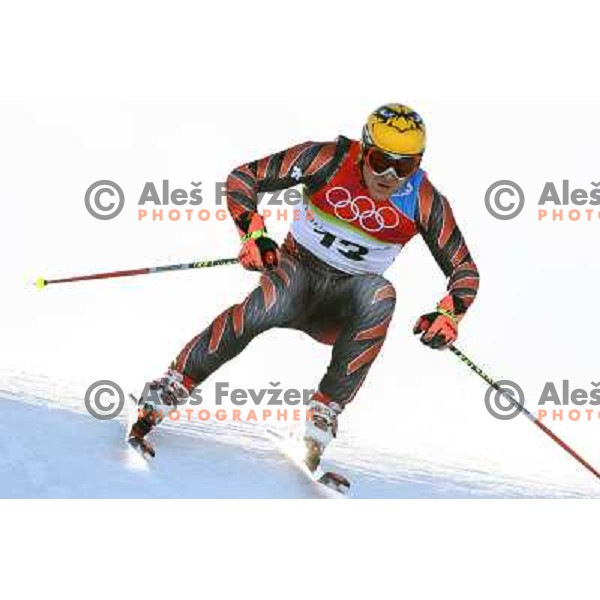 dider Cuche (SUI) skiing at 2006 Torino Winter Olympic games men\'s Giant Slalom in Sestriere on February 20, 2006