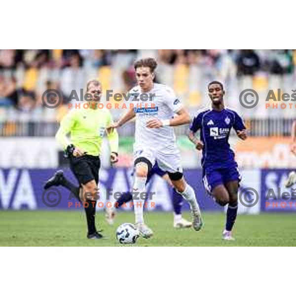 Andraz Ruedl in action during Prva liga Telemach 2025/26 football match between NK Maribor and NK Koper in Ljudski vrt, Maribor, Slovenia on August 3, 2025. Photo: Jure Banfi