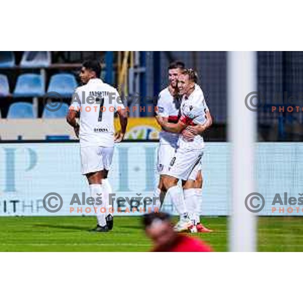 Matic Zavnik and players of Primorje celebrate a goal during Prva liga Telemach 2025/2026 football match between Kalcer Radomlje and Primorje in Domzale, Slovenia on August 15, 2025