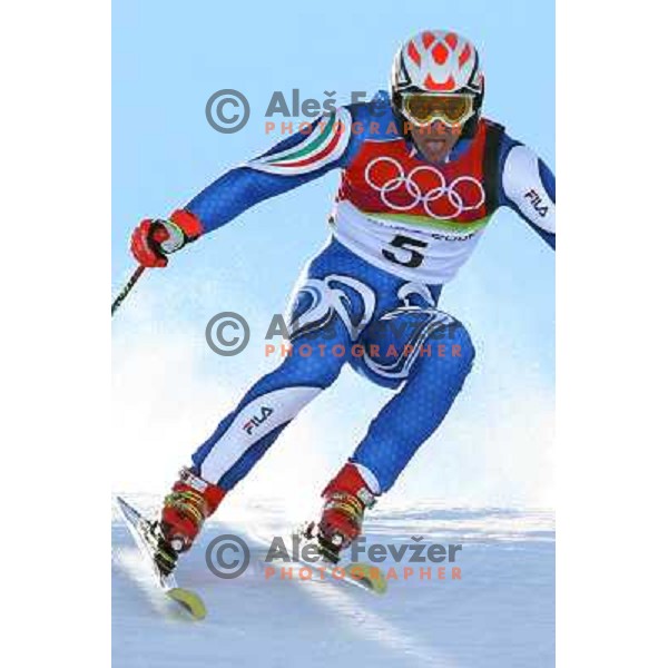 Max Blardone (ITA) skiing at 2006 Torino Winter Olympic games men\'s Giant Slalom in Sestriere on February 20, 2006
