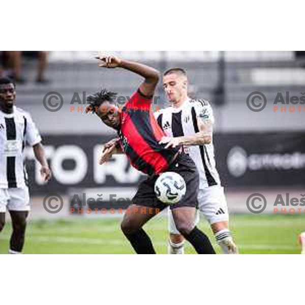 Ishaq Rafiu vs Dario Vizinger in action during Prva liga Telemach 2025/26 football match between Mura and Primorje in Fazanerija, Murska Sobota, Slovenia on August 31, 2025. Photo: Jure Banfi