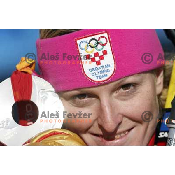 Kostelic janica with silver medal in SG