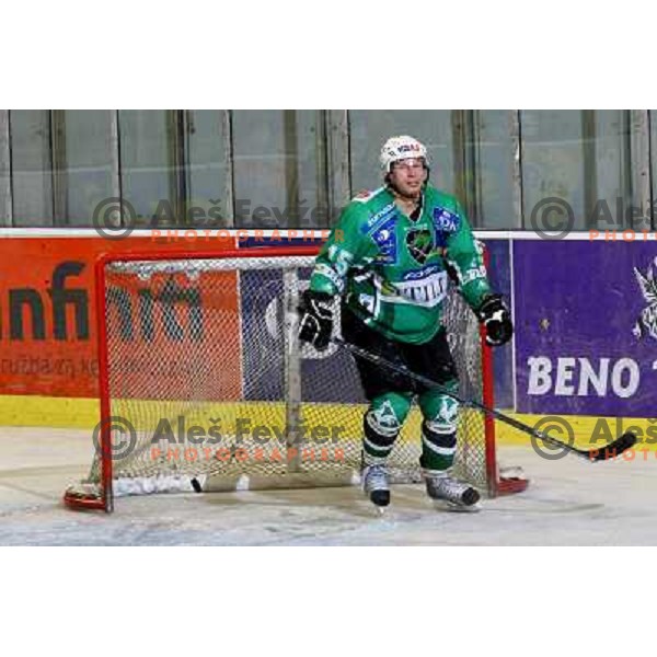 Muric scores last goal at ice hockey match Tilia Olimpija- KAC in EBEL league, played in Hala Tivoli, Ljubljana 31.10.2008. Tilia Olimpija won 4:2 