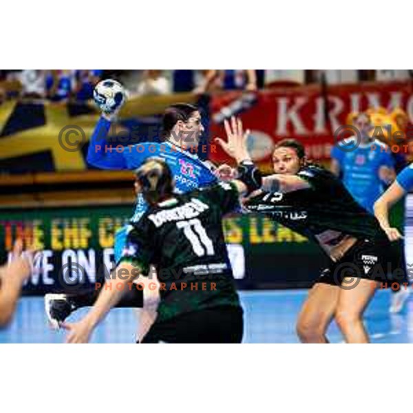 Tamara Horacek of Krim Mercator in action during EHF Women’s Champions League 2025/2026 handball match between Krim OTP Group Mercator (SLO) and Ferencvaros TC-Rail Cargo Hungaria (HU) in Ljubljana, Slovenia on October 5, 2025. Photo: Filip Barbalic