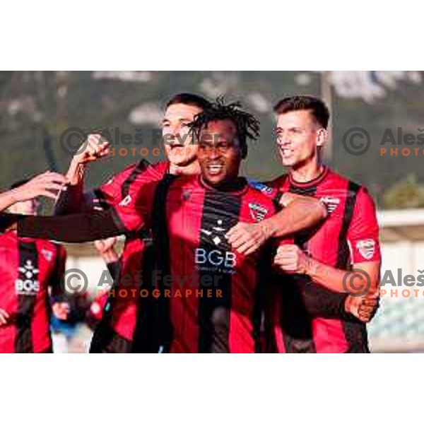 Ishaq Rafiu and players of Primorje celebrate a goal during Prva liga Telemach 2025/2026 football match between Primorje and Koper in Ajdovscina, Slovenia on October 5, 2025