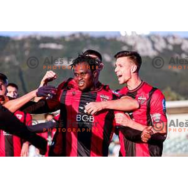 Ishaq Rafiu and players of Primorje celebrate a goal during Prva liga Telemach 2025/2026 football match between Primorje and Koper in Ajdovscina, Slovenia on October 5, 2025