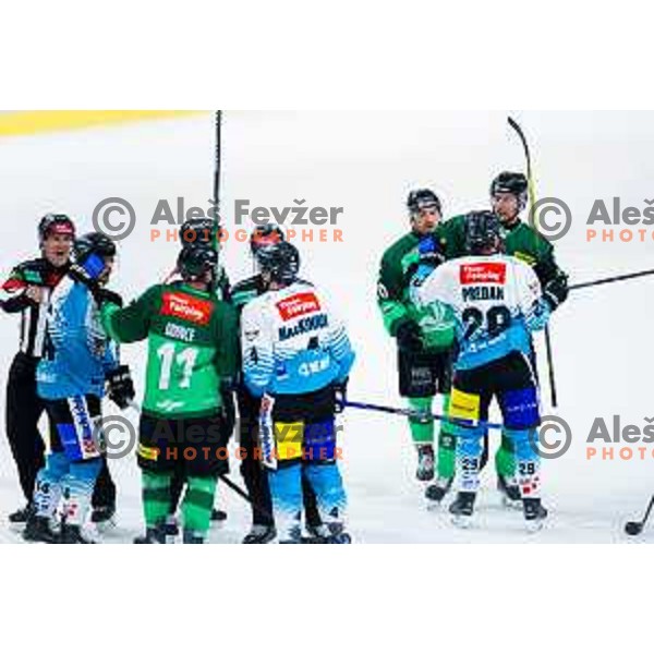 Aljaz Predan and other players of both teams arguing during IceHL 2025/2026 ice-hockey match between SZ Olimpija and Steinbach Black Wings Linz in Tivoli Hall, Ljubljana, Slovenia on October 10, 2025. Photo: Filip Barbalic