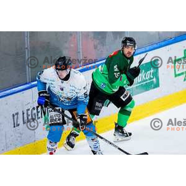 Marly Quince of SZ Olimpija in action during IceHL 2025/2026 ice-hockey match between SZ Olimpija and Steinbach Black Wings Linz in Tivoli Hall, Ljubljana, Slovenia on October 10, 2025. Photo: Filip Barbalic