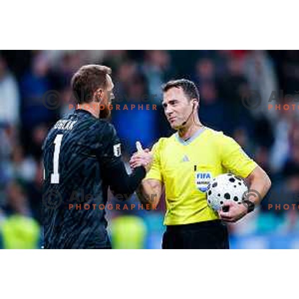 Jan Oblak and referee Felix Zwayer during FIFA World Cup 2026 European Qualifiers match between Slovenia and Switzerland in SRC Stozice, Ljubljana, Slovenia on October 13, 2025