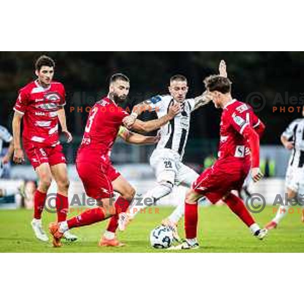 Aleksandar Zeljkovic vs Dario Vizinger in action during Prva liga Telemach 2025/26 football match between NK Aluminij and NK Mura in Sportni park Kidricevo, Slovenia on October 17, 2025. Photo: Jure Banfi