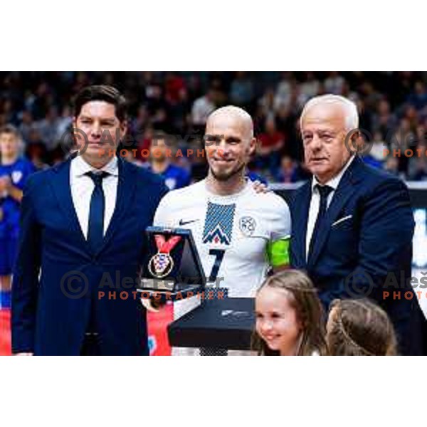 Team manager of Croatian futsal team, Hrvoje Hrkac, Igor Osredkar of Slovenia and Coordinator of Croatian futsal team, Boris Durlen prior to the Futsal Friendly match between Slovenia and Croatia in Dvorana Kodeljevo, Ljubljana, Slovenia on October 17, 2025. Photo: Filip Barbalic