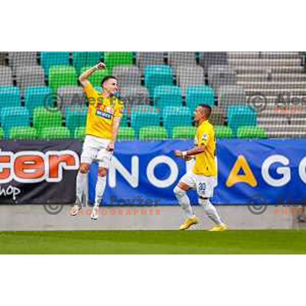 Sandi Nuhanovic and Jakoslav Stankovic celebrate a goal during Prva liga Telemach 2025/2026 football match between Bravo Big Bang and Primorje in Ljubljana, Slovenia on September 14, 2025
