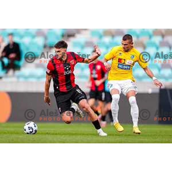 Zan Besir and Jakoslav Stankovic in action during Prva liga Telemach 2025/2026 football match between Bravo Big Bang and Primorje in Ljubljana, Slovenia on September 14, 2025