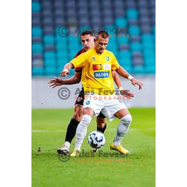 Mirko Mutavcic and Jakoslav Stankovic in action during Prva liga Telemach 2025/2026 football match between Bravo Big Bang and Primorje in Ljubljana, Slovenia on October 19, 2025