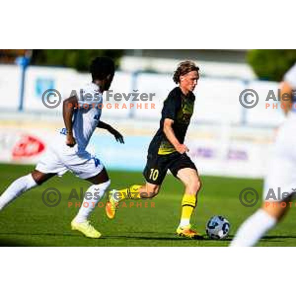 Andrej Pogacar of Kalcer Radomlje in action during Prva liga Telemach 2025/2026 football match between Kalcer Radomlje and Koper in Domžale, Slovenia on October 25, 2025. Photo: Filip Barbalic