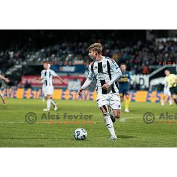 Niko Kasalo in action during Prva liga Telemach 2025/2026 football match between Mura and Celje at Fazanerija, Murska Sobota, Slovenia on October 25, 2025 Photo: Sebastijan Andrejek Bukovec