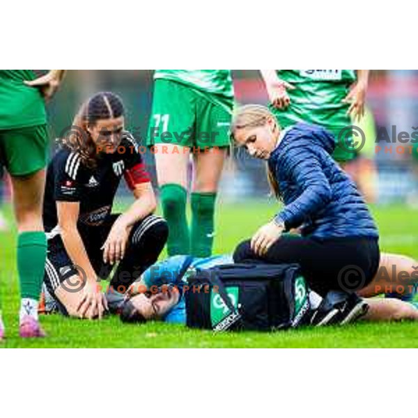 Ana Milovic of ZNK Mura Nona and Ajsa Kalac of ZNK Olimpija in action during Triglav Women\'s Football League match between ZNK Olimpija and ZNK Mura Nona in Kodeljevo, Ljubljana, Slovenia on October 31, 2025. Photo: Filip Barbalic