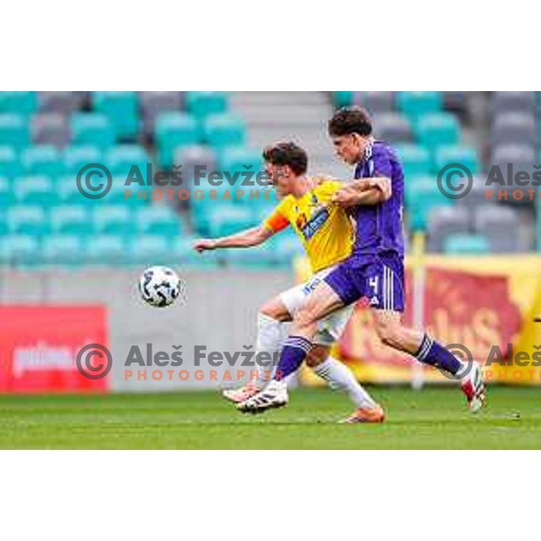 Martin Pecar in action during Prva liga Telemach 2025/2026 football match between Bravo Big Bang and Maribor in Ljubljana, Slovenia on November 1, 2025