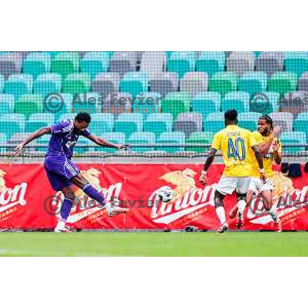 Benjamin Tetteh of Maribor scores a goal during Prva liga Telemach 2025/2026 football match between Bravo Big Bang and Maribor in Ljubljana, Slovenia on November 1, 2025