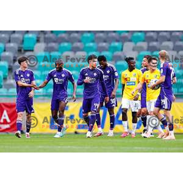 Benjamin Tetteh and players of Maribor celebrate a goal during Prva liga Telemach 2025/2026 football match between Bravo Big Bang and Maribor in Ljubljana, Slovenia on November 1, 2025