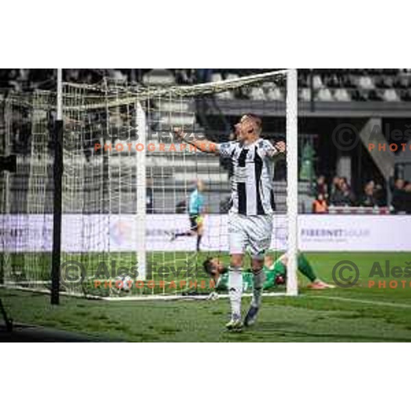 Dario Vizinger celebrates goal during Prva liga Telemach 2025/26 football match between NK Mura and NK Koper in Fazanerija, Murska Sobota, Slovenia on November 7, 2025. Photo: Jure Banfi