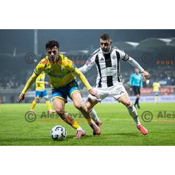 Kamil Manseri vs Nino Kouter in action during Prva liga Telemach 2025/26 football match between NK Mura and NK Koper in Fazanerija, Murska Sobota, Slovenia on November 7, 2025. Photo: Jure Banfi