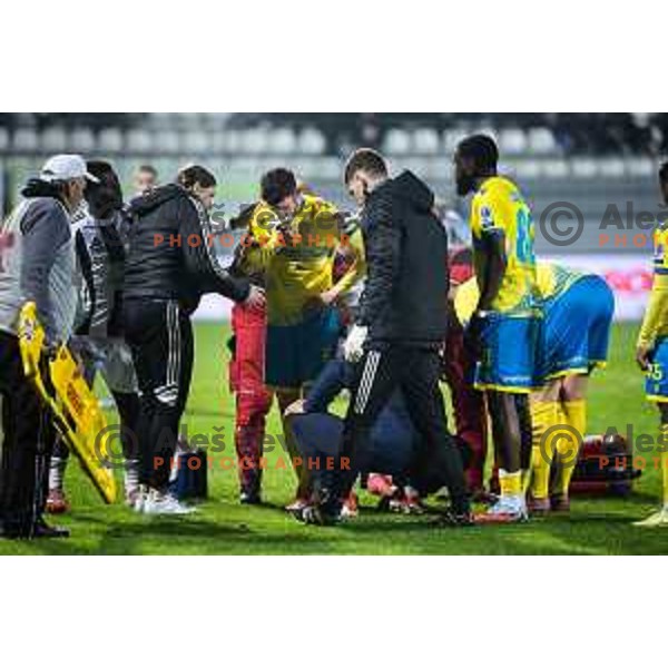 Fran Tomek injured during Prva liga Telemach 2025/26 football match between NK Mura and NK Koper in Fazanerija, Murska Sobota, Slovenia on November 7, 2025. Photo: Jure Banfi