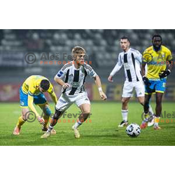 Niko Kasalo in action during Prva liga Telemach 2025/26 football match between NK Mura and NK Koper in Fazanerija, Murska Sobota, Slovenia on November 7, 2025. Photo: Jure Banfi