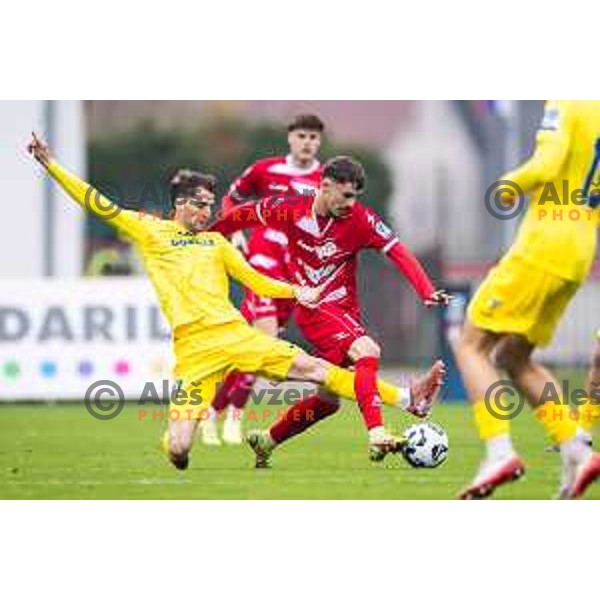 Alexandros Parras vs Emir Saitoski in action during Prva liga Telemach 2025/26 football match between NK Aluminij and NK Domzale in Sportni park Kidricevo, Slovenia on November 8, 2025. Photo: Jure Banfi