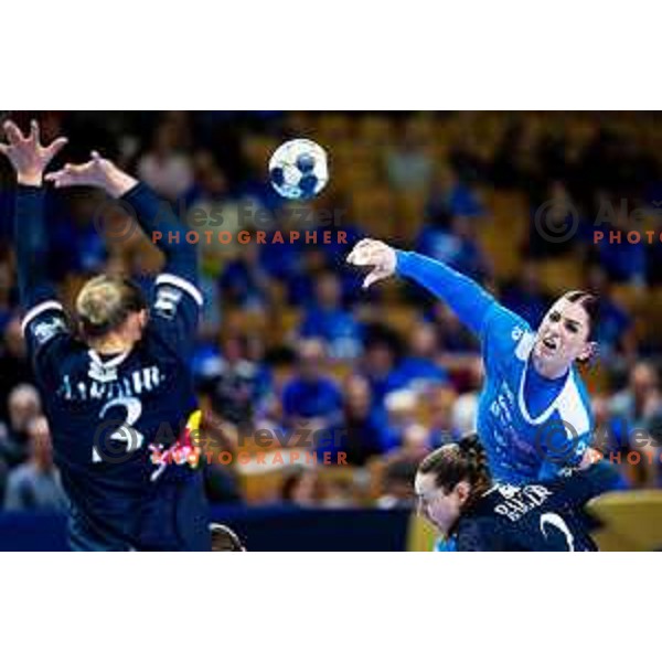 Tamara Horacek of Krim OTP Group Mercator in action during EHF Women’s Champions League 2025/2026 handball match between Krim OTP Group Mercator (SLO) and Odense Handbold (DEN) in Ljubljana, Slovenia on November 8, 2025. Photo: Filip Barbalic