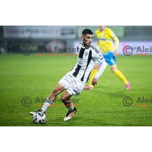 Alen Korosec in action during Prva liga Telemach 2025/26 football match between NK Mura and NK Koper in Fazanerija, Murska Sobota, Slovenia on November 7, 2025. Photo: Jure Banfi