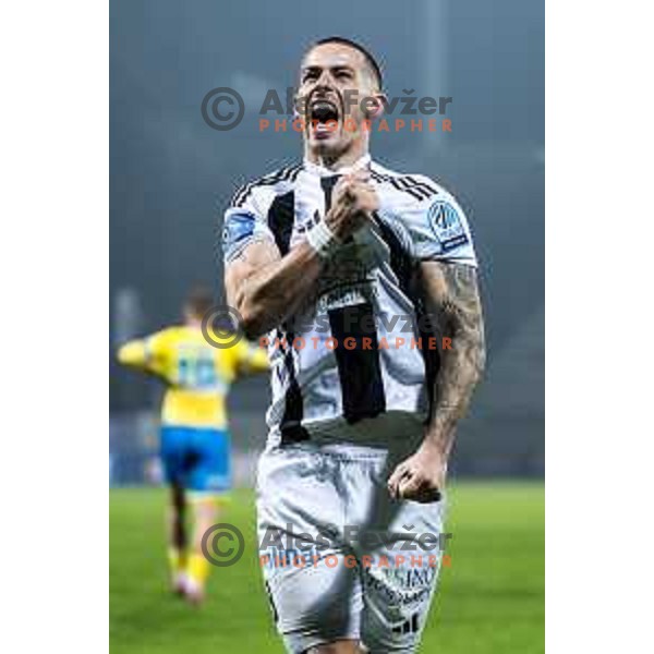 Dario Vizinger celebrates goal Prva liga Telemach 2025/26 football match between NK Mura and NK Koper in Fazanerija, Murska Sobota, Slovenia on November 7, 2025. Photo: Jure Banfi