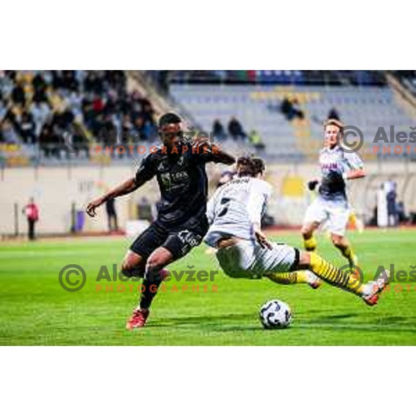 Isaac Raphaël Tshima Omombo Tshipamba-Mulowayi in action during Prva liga Telemach 2025/2026 football match between Kalcer Radomlje and Maribor in Domzale, Slovenia on November 8, 2025
