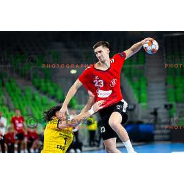 Tadej Kljun of RD LL Grosist Slovan in action during EHF Men’s European League 2025/2026 handball match between RD LL Grosist Slovan (SLO) and Fraikin BM. Granollers (ESP) in Stozice, Ljubljana, Slovenia on November 11, 2025. Photo: Filip Barbalic