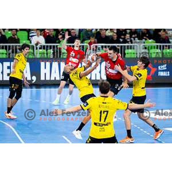 Tarik Mlivic of RD LL Grosist Slovan in action during EHF Men’s European League 2025/2026 handball match between RD LL Grosist Slovan (SLO) and Fraikin BM. Granollers (ESP) in Stozice, Ljubljana, Slovenia on November 11, 2025. Photo: Filip Barbalic