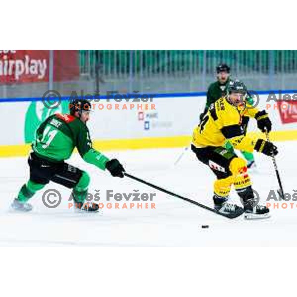 Marly Quince of SZ Olimpija in action during IceHL 2025/2026 ice hockey match between SZ Olimpija and HC Falkensteiner Pustertal in Tivoli Hall, Ljubljana, Slovenia on November 26, 2025. Photo: Filip Barbalic